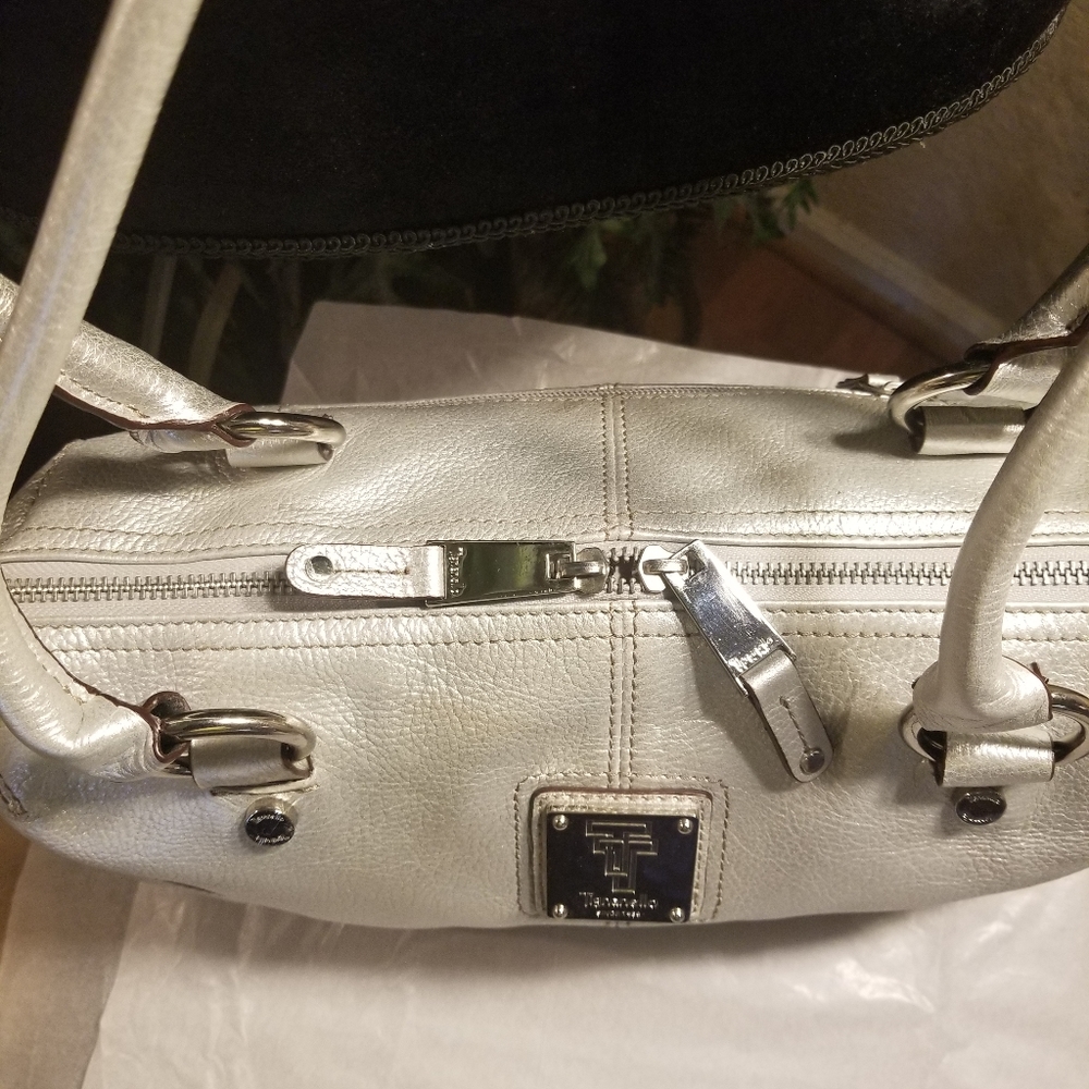 ELEGANT HANDBAG - Picture 5 of 16